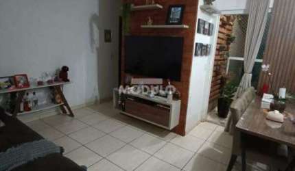 APARTAMENTO à venda, 2 quartos, 1 suíte, 1 vaga, Presidente Roosevelt - Uberlândia/MG