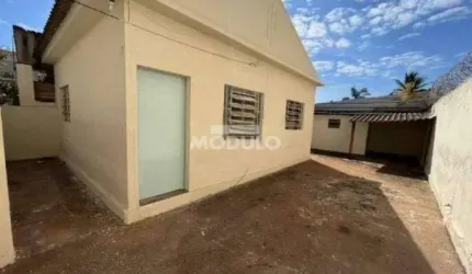 Casa em colônia Residencial para locação Bairro Martins