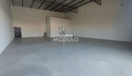 Barracão Comercial para locação Bairro Novo Mundo