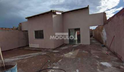 CASA RESIDENCIAL à venda, 3 quartos, 1 suíte, 2 vagas, LOTEAMENTO MONTE HEBRON - Uberlândia/MG