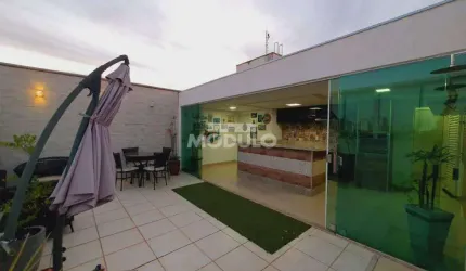 COBERTURA à venda, 3 quartos, 2 suítes, 2 vagas, Martins - Uberlândia/MG