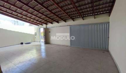 CASA RESIDENCIAL à venda, 3 quartos, 2 suítes, 3 vagas, Santa Rosa - Uberlândia/MG