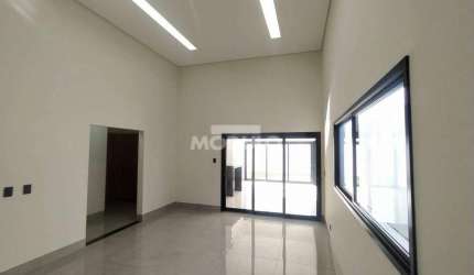 CASA RESIDENCIAL à venda, 3 quartos, 1 suíte, 4 vagas, Aclimação - Uberlândia/MG