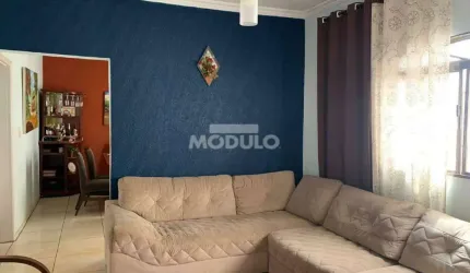 CASA RESIDENCIAL à venda, 4 quartos, 2 suítes, 3 vagas, Brasil - Uberlândia/MG