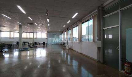 Sala comercial para locação no Granja Marileusa