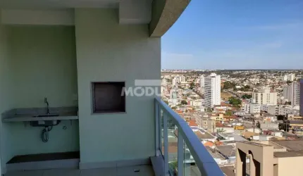 Excelente Apartamento com 3 suites no centro