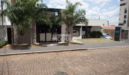 Prédio comercial para locação, bairro Osvaldo Rezende