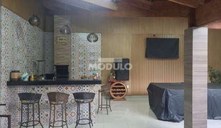 **Oportunidade Única**: Sua Nova Casa Com Tranquilidade, Espaço e Lazer!