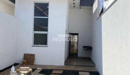 CASA RESIDENCIAL à venda, 3 quartos, 1 suíte, 2 vagas, Segismundo Pereira - Uberlândia/MG