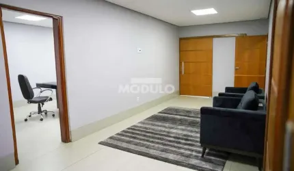 PRÉDIO à venda, 3 quartos, 3 suítes, 2 vagas, UMUARAMA - Uberlândia/MG