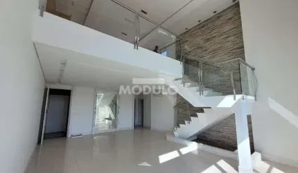 COBERTURA DUPLEX à venda, 3 quartos, 3 suítes, 4 vagas, FUNDINHO - Uberlândia/MG