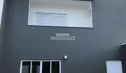 CASA RESIDENCIAL à venda, 3 quartos, 1 suíte, 2 vagas, NOVO MUNDO - Uberlândia/MG
