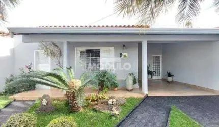 CASA RESIDENCIAL à venda, 3 quartos, 1 suíte, 3 vagas, CIDADE JARDIM - Uberlândia/MG
