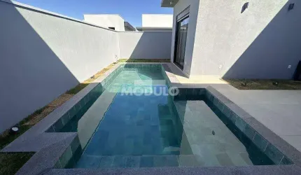 Excelente Casa com Fino Acabamento Condominio ARTS