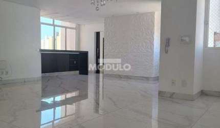APARTAMENTO à venda, 3 quartos, 1 suíte, 1 vaga, CENTRO - Uberlândia/MG