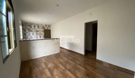CASA RESIDENCIAL à venda, 3 quartos, 1 suíte, 1 vaga, Segismundo Pereira - Uberlândia/MG
