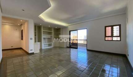 Excelente apartamento de 275 m² sendo 1 por andar na charmosa região do Fundinho.