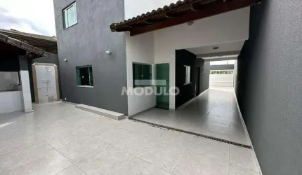 Casa residencial para locação, bairro Santa Mônica com 3 quartos