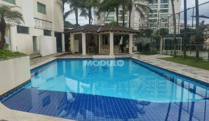 Cobertura mobiliada para locação bairro Santa Mônica com 3 quartos