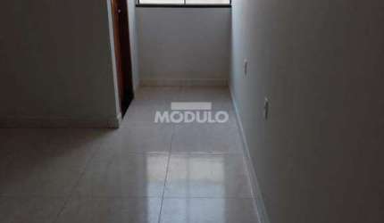 CASA RESIDENCIAL à venda, 2 quartos, 1 suíte, 2 vagas, JARDIM IPANEMA - Uberlândia/MG