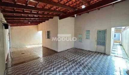 Casa residencial para locação, bairro Jardim Euripa com 3 quartos