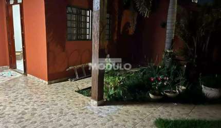 Casa residencial para locação bairro Planalto com 3 quartos
