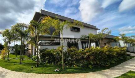 Casa residencial de condomínio para locação, bairro Jardim Sul com 4 quatos