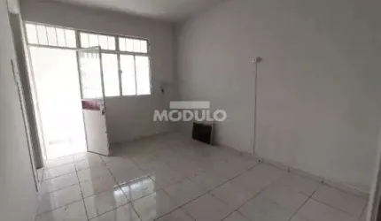 Casa Residencial/Comercial para locação no Centro