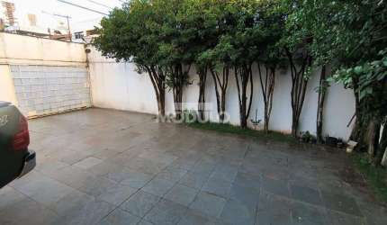 Casa residencial para locação bairro Lidice com 3 quartos