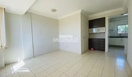 Apartamento TUBALINA com 3 quartos, todo montado com armarios