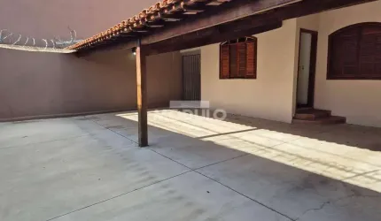 CASA RESIDENCIAL à venda, 3 quartos, 1 suíte, 3 vagas, CIDADE JARDIM - Uberlândia/MG