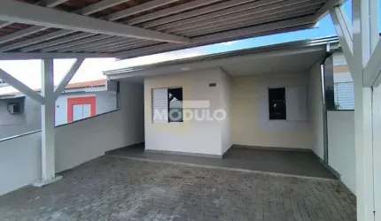 Casa em condomínio para locação, bairro Aclimação com 2 quartos