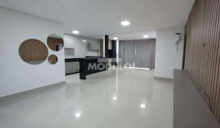 Apartamento para locação bairro Granada com 3 quartos