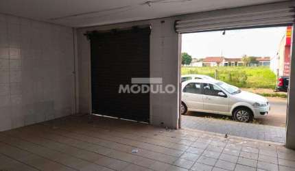 Loja comercial para locação, bairro Custodio Pereira