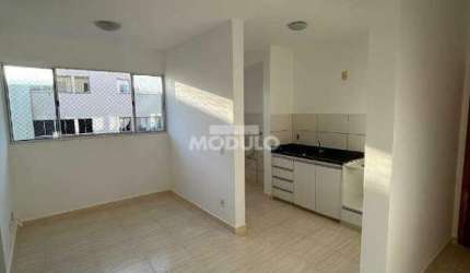 APARTAMENTO à venda, 2 quartos, 1 vaga, JARDIM CELIA - Uberlândia/MG