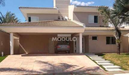 Casa condomínio para locação, bairro Morada da Colina com 4 suítes