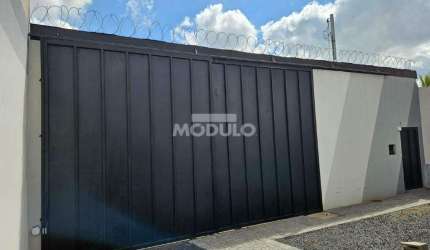 Casa Comercial para locação no bairro Saraiva