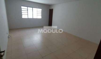 Casa Comercial para locação no Centro da Cidade