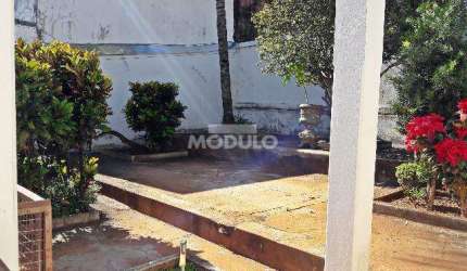 Casa Comercial para locação no Centro da Cidade