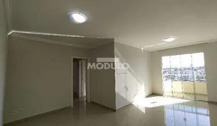 Apartamento residencial para locação, bairro Brasil com 3 quartos