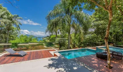 Casa estaleirinho- seu pedaÇo do paraÍso, Praia do Estaleirinho, Balneário Camboriú - SC