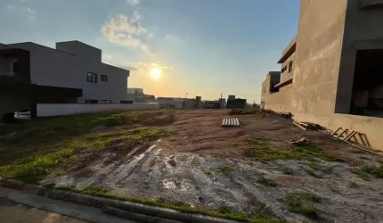 Lote plano e pronto para construir no Reserva Ermida portaria 1.