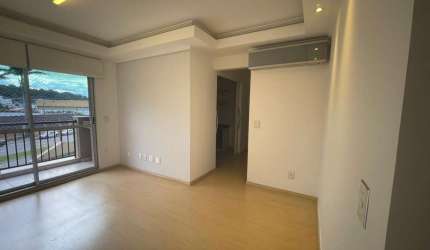 Apto pronto reformado e modificado, no Cittá di Roma com 71mts, 2 dorms sendo 1 suíte com closet, varanda e 1 vaga coberta.