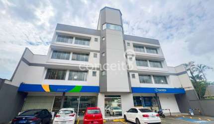 Prédio para Locação com 450m² na Velha!