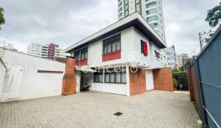 Casa Comercial 230m² no Victor Konder!