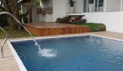 Casa espaçosa com 4 quartos, 320 m² - Condomínio Chácaras Cataguá - Taubaté/SP