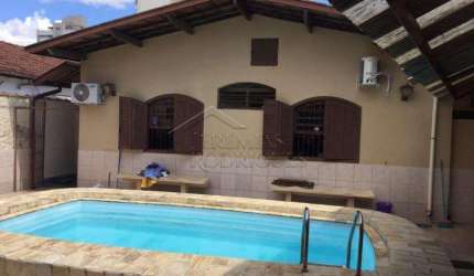 Casa Padrão em Taubaté