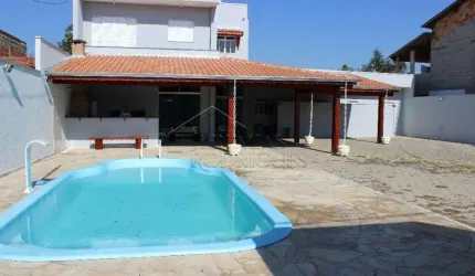 Casa Padrão em Pindamonhangaba