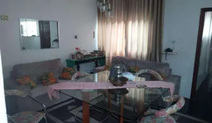Casa Padrão em Pindamonhangaba