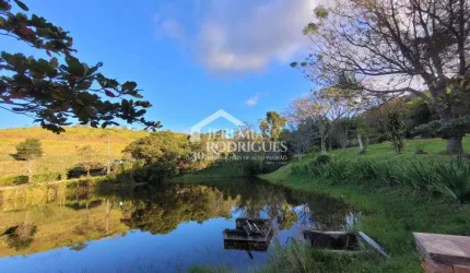 Sítio á venda no Jardim Sandra Maria em Taubaté/SP